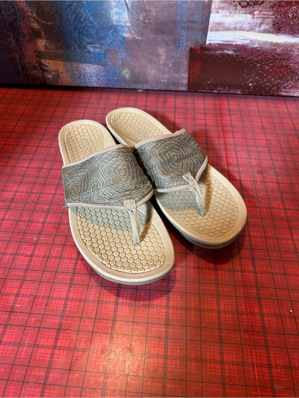 Baretraps Flip Flops Sandals 8M